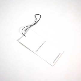 Customized HANGTAG A6 105*148 MM HANGTAG | HOT STAMPING 1 COLOR ON 1 OR 2 SIDES